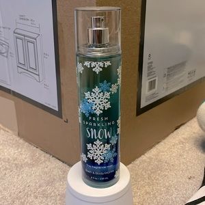 Brand new Fresh Sparkling Snow bath and body works fine frangrance mist